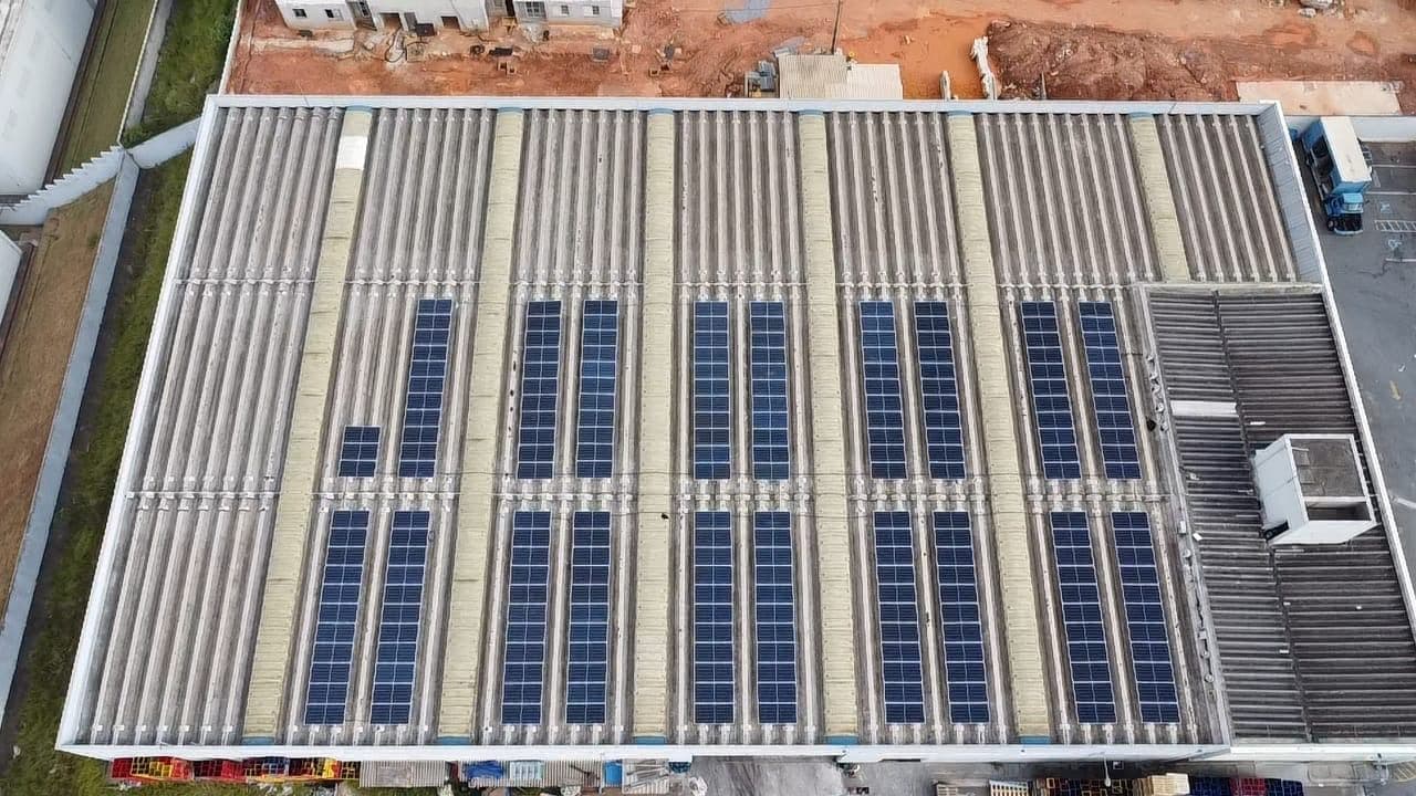 Instalação da Tech GD: Energia fotovoltaica comercial