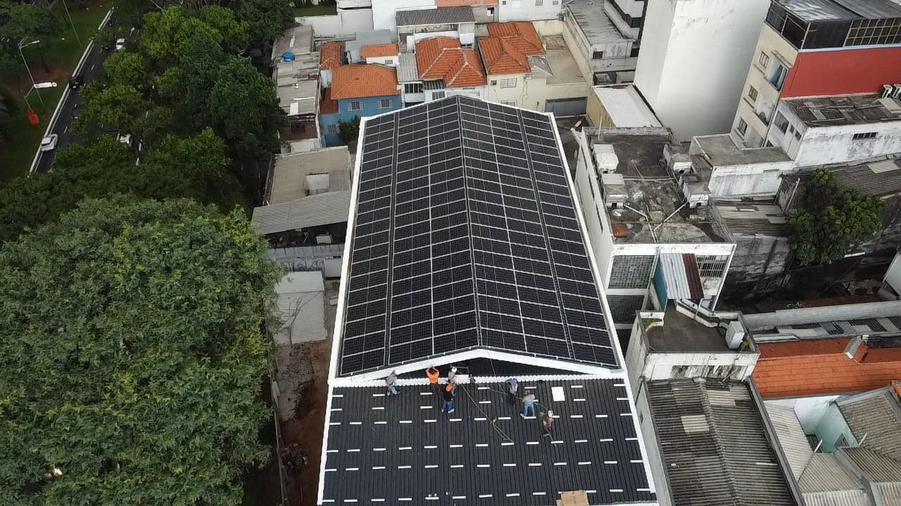 Energia fotovoltaica comercial, instalação da Tech GD (6)