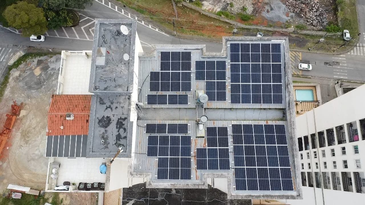 Energia fotovoltaica comercial, instalação da Tech GD (17)