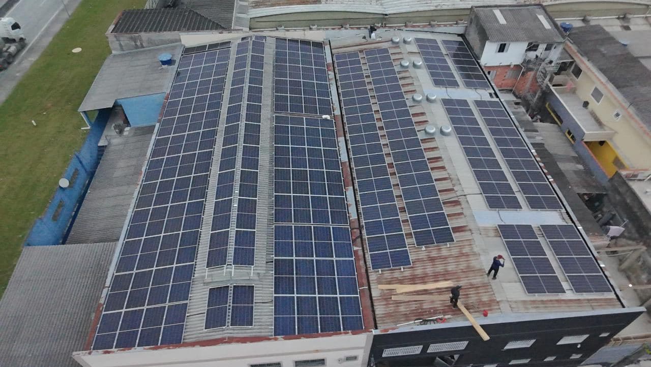 Energia fotovoltaica industrial, instalação da Tech GD (16)