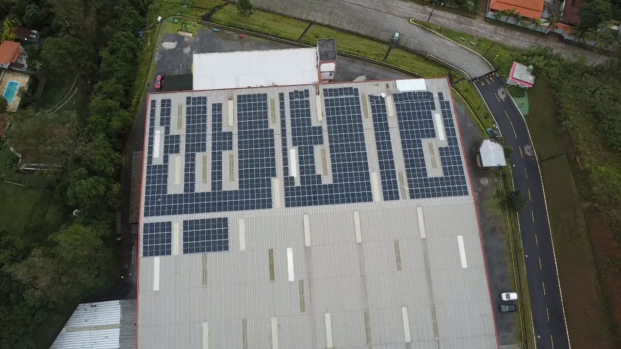 Energia fotovoltaica industrial, instalação da Tech GD (5)